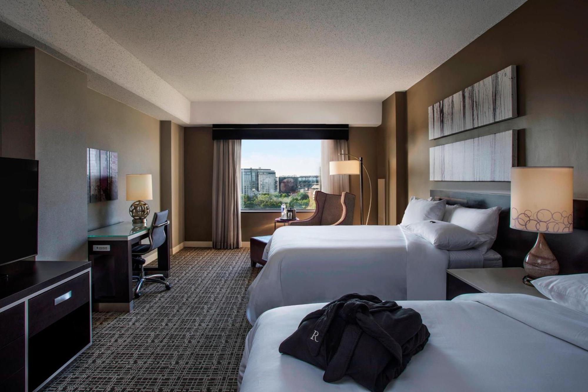 Renaissance Atlanta Waverly Hotel & Convention Center Смирна Екстериор снимка
