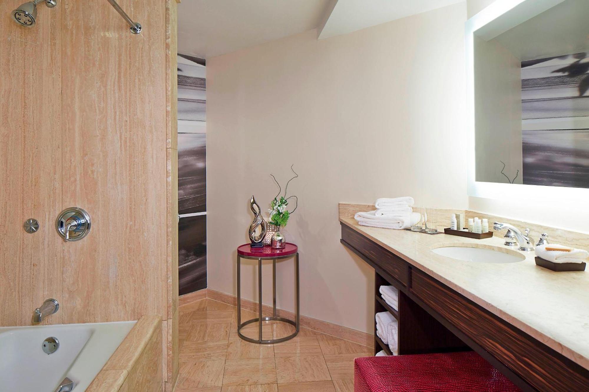 Renaissance Atlanta Waverly Hotel & Convention Center Смирна Екстериор снимка